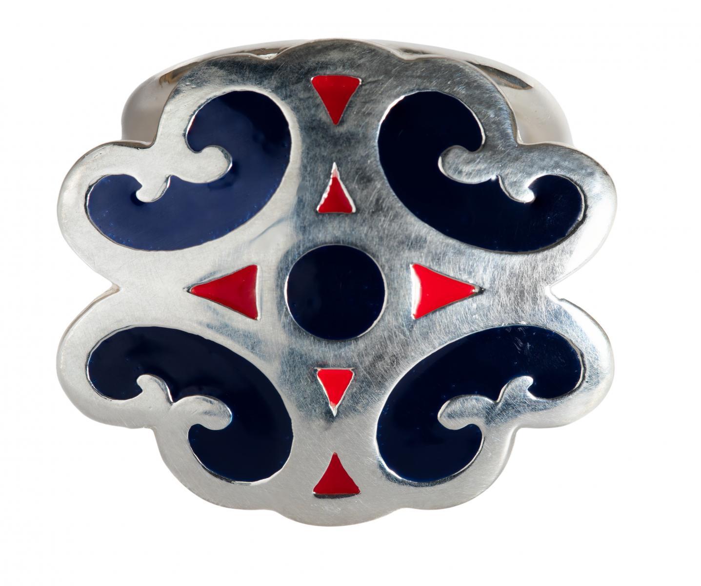 Kəlağayı və üzük dəsti 